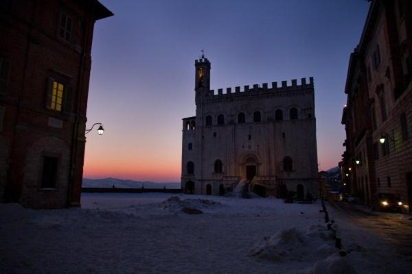 Agriturismo Castello Di San Vittorino Villa Gubbio Exterior photo