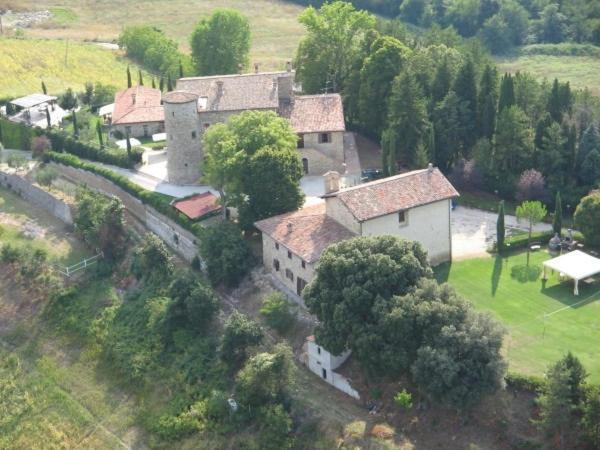 Agriturismo Castello Di San Vittorino Villa Gubbio Exterior photo